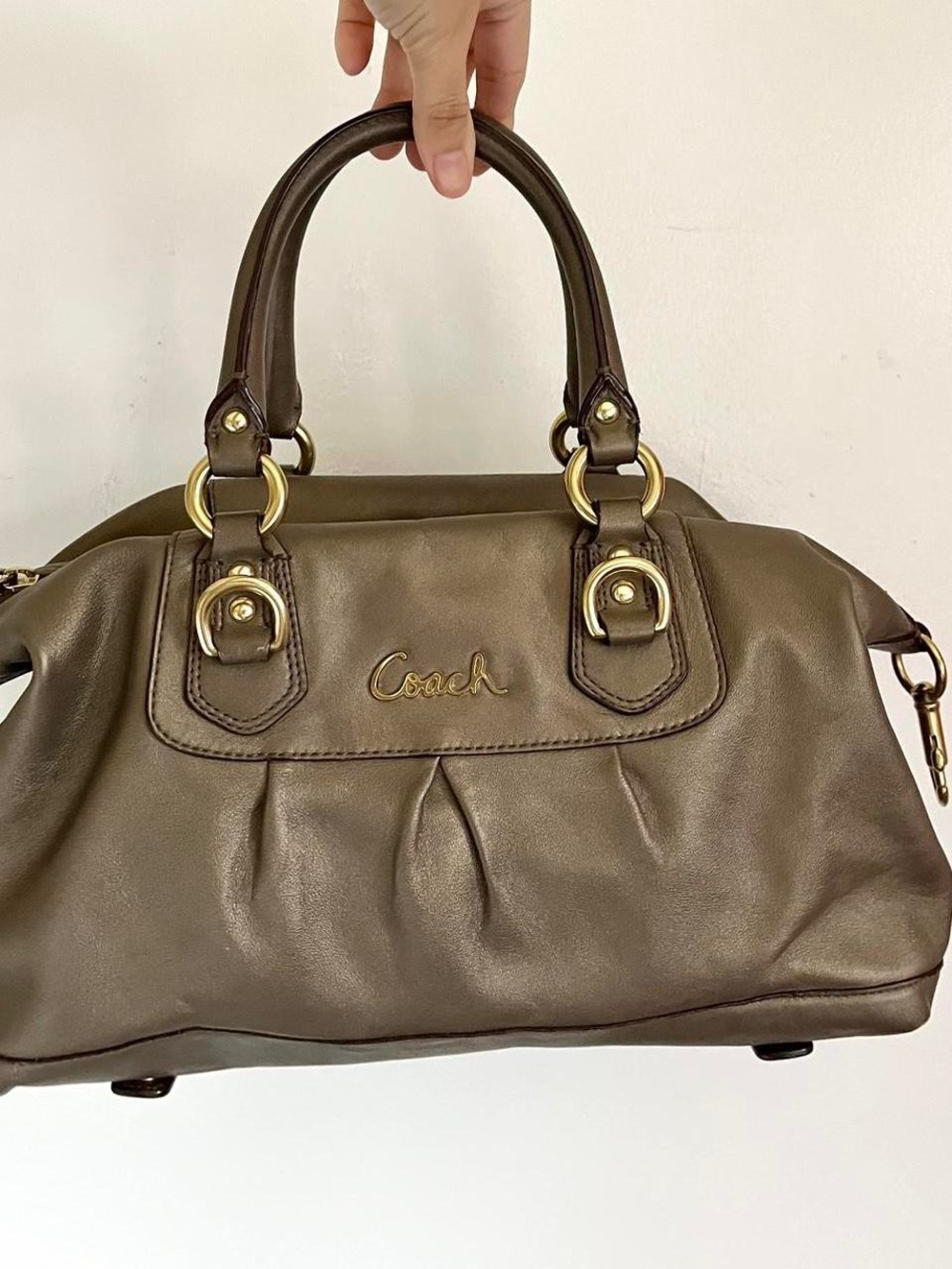 Coach ~Ashley Metallic Pewter Satchel Y2K Buttery Soft EUC Authentic!! $300 🔥
